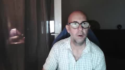 mat11efou online show from 30, 9, 2025