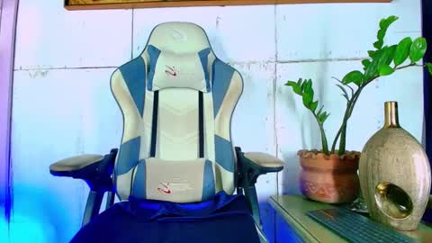 matteo online show from 10, 10, 2025