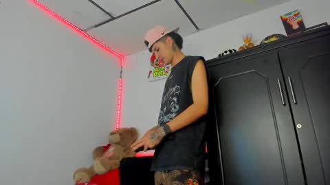 mateo_escobar online show from 19, 10, 2025