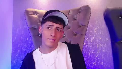 Snapshot of mateo_mitchell chatting on 22, 10, 2025 mateo mitchell online show from 22, 10, 2025