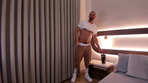 Snapshot of mateo_ospinaa chatting on 27, 2, 2026 Mateo online show from 27, 2, 2026