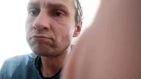 mates1982 online show from 25, 12, 2024