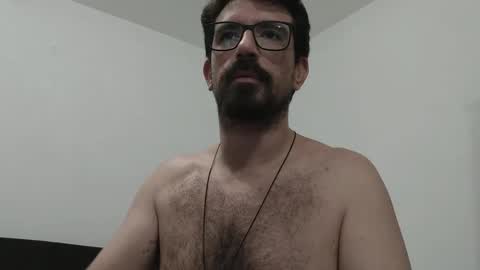 Snapshot of matheusmogi chatting on 17, 11, 2025 Matheus Mogi online show from 17, 11, 2025