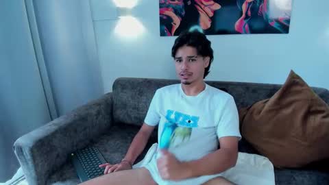 Mathew online show from 18, 10, 2025