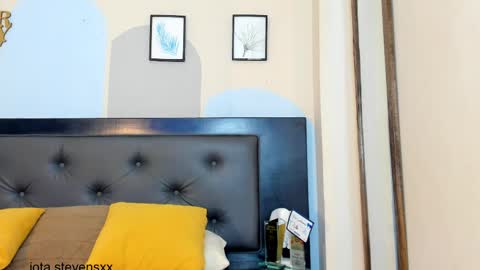 mathewboy2 online show from 11, 4, 2026