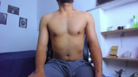 Snapshot of mathews_19 chatting on 4, 12, 2025 Teo online show from 4, 12, 2025