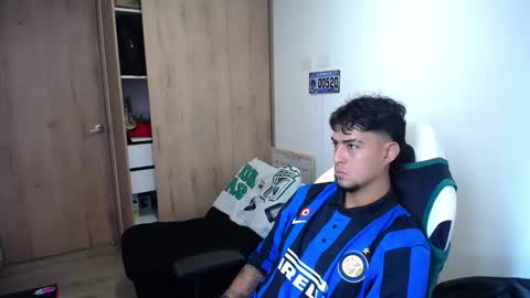 Snapshot of matias_bianco01 chatting on 24, 10, 2025 matias online show from 24, 10, 2025