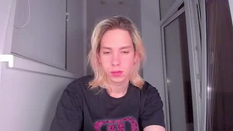 Snapshot of matt_spark chatting on 11, 3, 2025 Matt online show from 11, 3, 2025