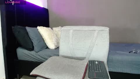 ---Matteo--- online show from 6, 4, 2026