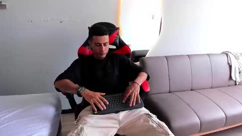 Matthew online show from 3, 12, 2025