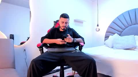 Matthew online show from 4, 3, 2026