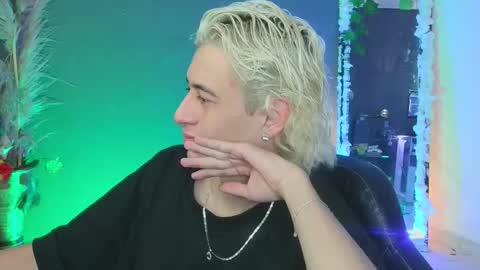 mattias     online show from 5, 10, 2025