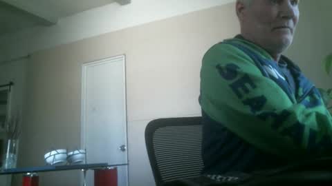 Snapshot of mattl4123 chatting on 4, 3, 2026 mattl4123 online show from 4, 3, 2026