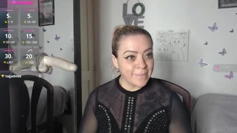 Mature liaa online show from 15, 2, 2025