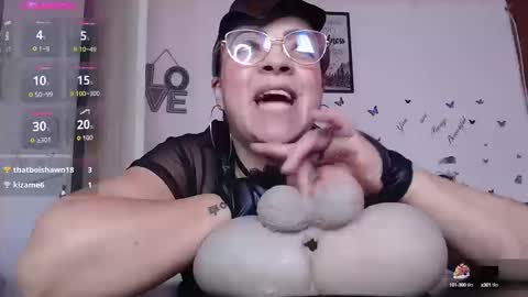 Mature liaa online show from 19, 9, 2025