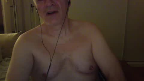 maturehotman online show from 20, 12, 2024
