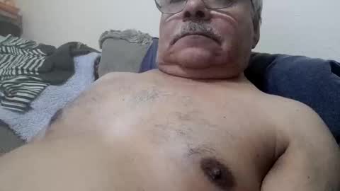 Snapshot of maturemenhot_6969 chatting on 2, 10, 2025 maturemenhot_6969 online show from 2, 10, 2025