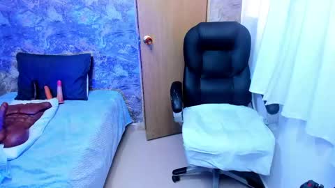 maturepure_ online show from 17, 4, 2026