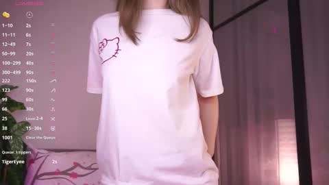 Lily online show from 3, 11, 2025