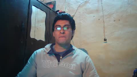 Snapshot of maurodirty chatting on 12, 1, 2025 Mauro online show from 12, 1, 2025