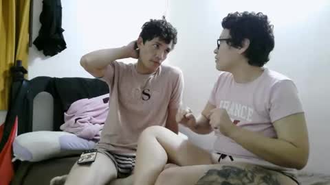 mauroluxandra online show from 5, 4, 2026