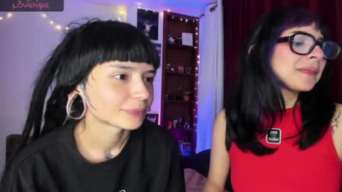 Snapshot of mavimist_ chatting on 12, 4, 2026 mavimist_ online show from 12, 4, 2026