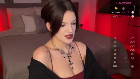 Mavis online show from 1, 11, 2025