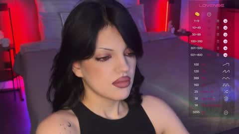 Snapshot of mavis_crystal chatting on 13, 12, 2025 Mavis online show from 13, 12, 2025