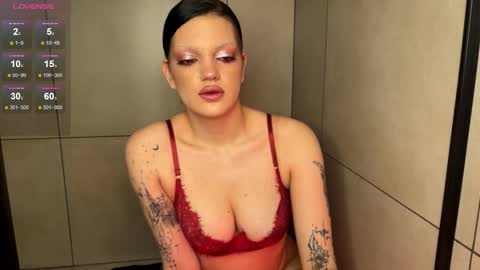 Snapshot of mavis_crystal chatting on 5, 2, 2026 Mavis online show from 5, 2, 2026