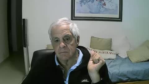 Snapshot of max_2017 chatting on 19, 5, 2026 max_2017 online show from 19, 5, 2026