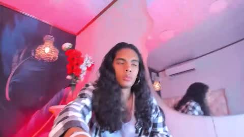 MAX online show from 23, 12, 2025