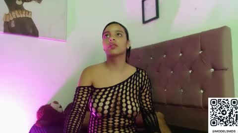 Max  Ashley online show from 1, 11, 2025