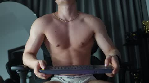 Snapshot of max_cortes1_ chatting on 13, 6, 2026 60 OFF ON MY OF ONLY FOR TODAY online show from 13, 6, 2026