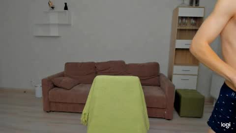 max_foks_ online show from 20, 4, 2026