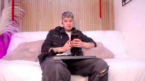 Snapshot of max_hader chatting on 2, 3, 2026 Max online show from 2, 3, 2026