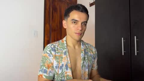 Max Lancaster online show from 31, 12, 2024