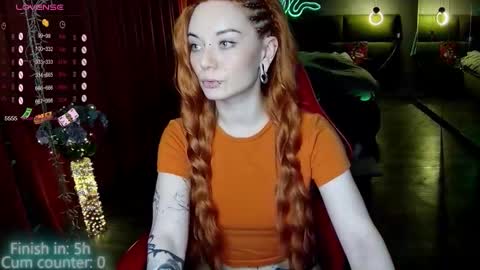 Snapshot of max_phoenix chatting on 30, 10, 2025 Max online show from 30, 10, 2025