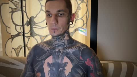 Snapshot of max_reaves chatting on 26, 1, 2025 online show from 26, 1, 2025