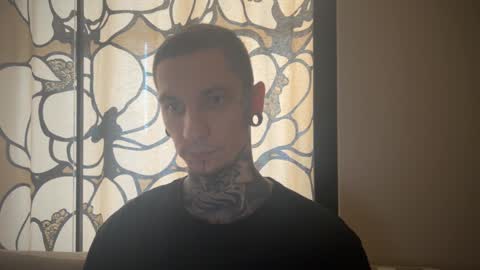 Snapshot of max_reaves chatting on 27, 1, 2025 online show from 27, 1, 2025