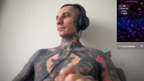 Snapshot of max_reaves chatting on 19, 2, 2025 online show from 19, 2, 2025