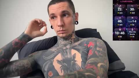 Snapshot of max_reaves chatting on 1, 3, 2025 online show from 1, 3, 2025