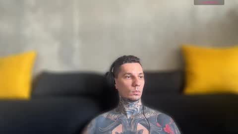 Snapshot of max_reaves chatting on 14, 9, 2025 online show from 14, 9, 2025