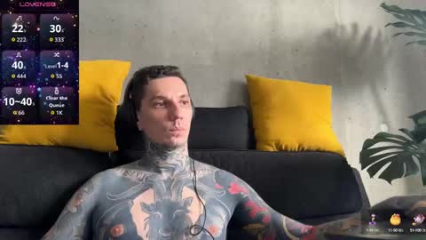 Snapshot of max_reaves chatting on 26, 9, 2025 online show from 26, 9, 2025