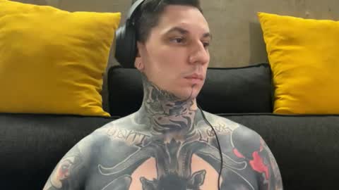    online show from 15, 12, 2025