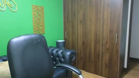 Max Taylor online show from 26, 12, 2024