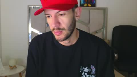 Snapshot of max_tayloor chatting on 14, 5, 2026 Max Taylor online show from 14, 5, 2026
