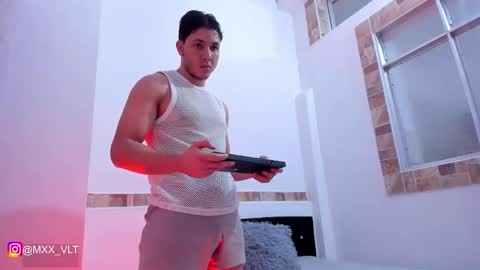 max_valiant1 online show from 2, 11, 2025