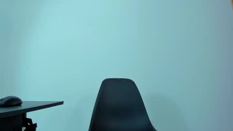 Snapshot of max_wild01 chatting on 4, 6, 2026 MAX online show from 4, 6, 2026