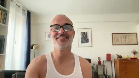 Max Mikado online show from 11, 5, 2026