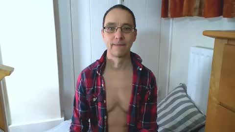 Max Davies online show from 27, 2, 2026